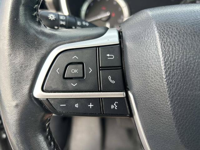 Used 2022 Toyota Highlander XLE AWD/4WD image 32