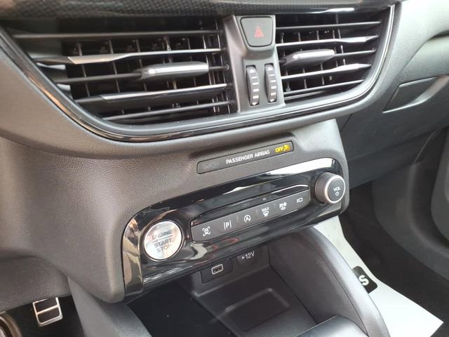 Certified 2024 Ford Escape ST-Line Elite w/ Premium Technology Package AWD/4WD image 28