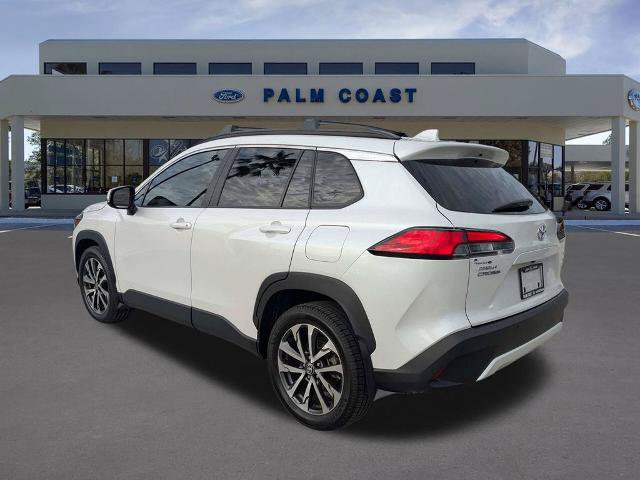 Used 2023 Toyota Corolla Cross XLE AWD/4WD image 6