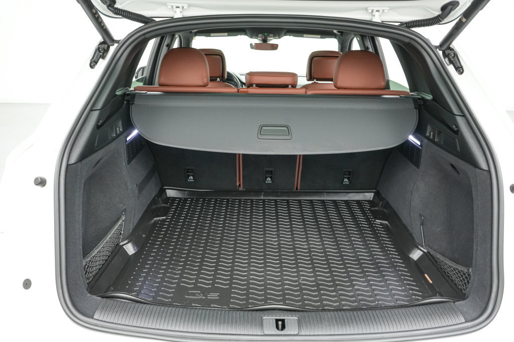 Used 2023 Audi Q5 2.0T Premium w/ Convenience Package AWD/4WD image 21