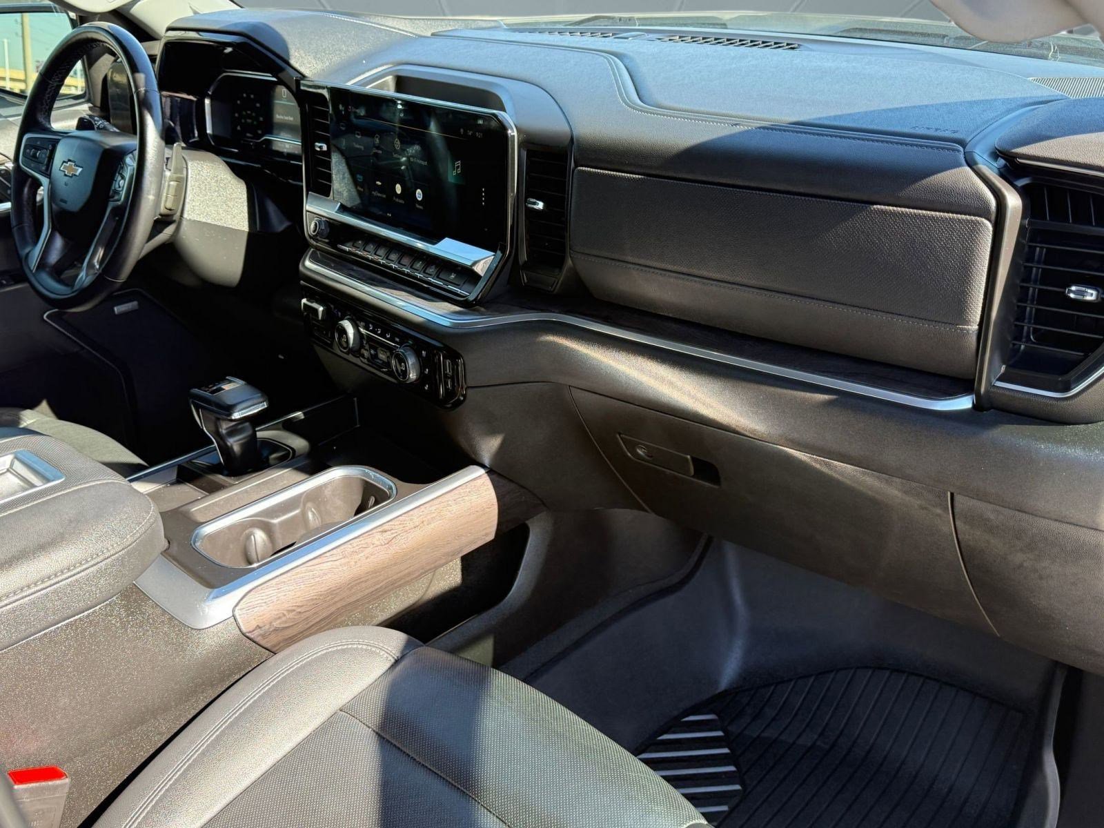 Used 2022 Chevrolet Silverado 1500 LTZ image 30