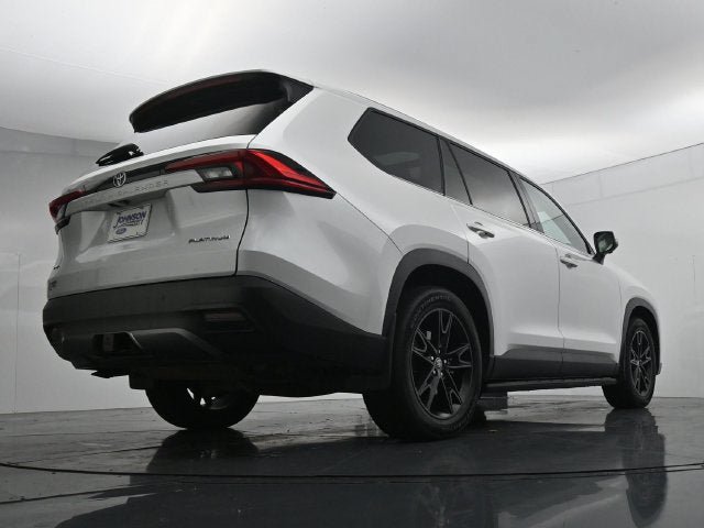 Used 2024 Toyota Grand Highlander AWD image 34