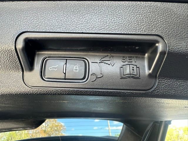 Certified 2023 Ford Explorer XLT w/ Equipment Group 202A image 30