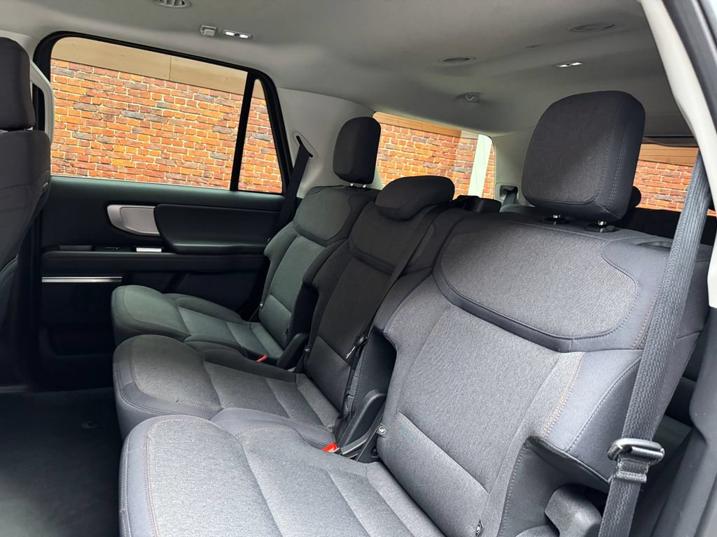 Certified 2025 Ford Expedition Active AWD/4WD image 26