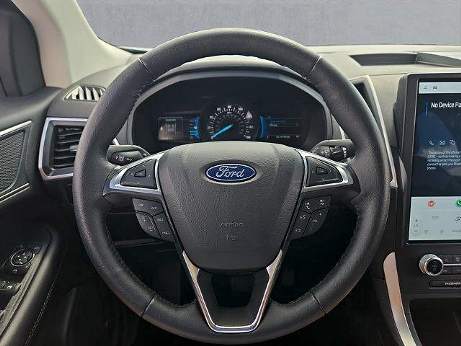 Certified 2024 Ford Edge SEL w/ Convenience Package AWD/4WD image 13