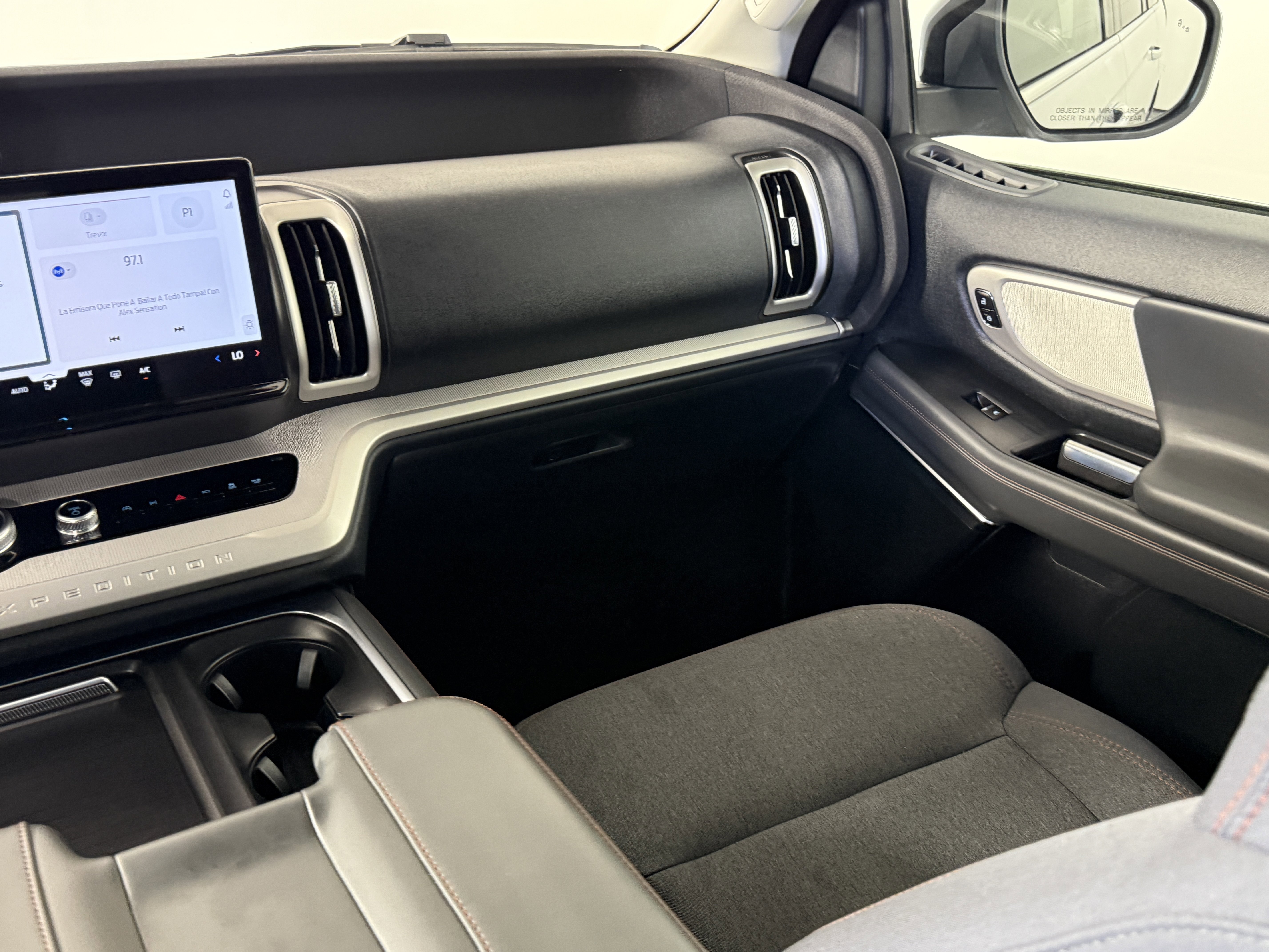 Certified 2025 Ford Expedition Active RWD image 13