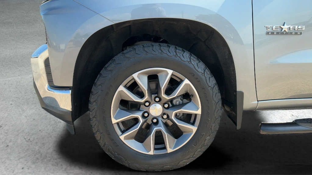 Used 2020 Chevrolet Silverado 1500 LT w/ Texas Edition AWD/4WD image 21