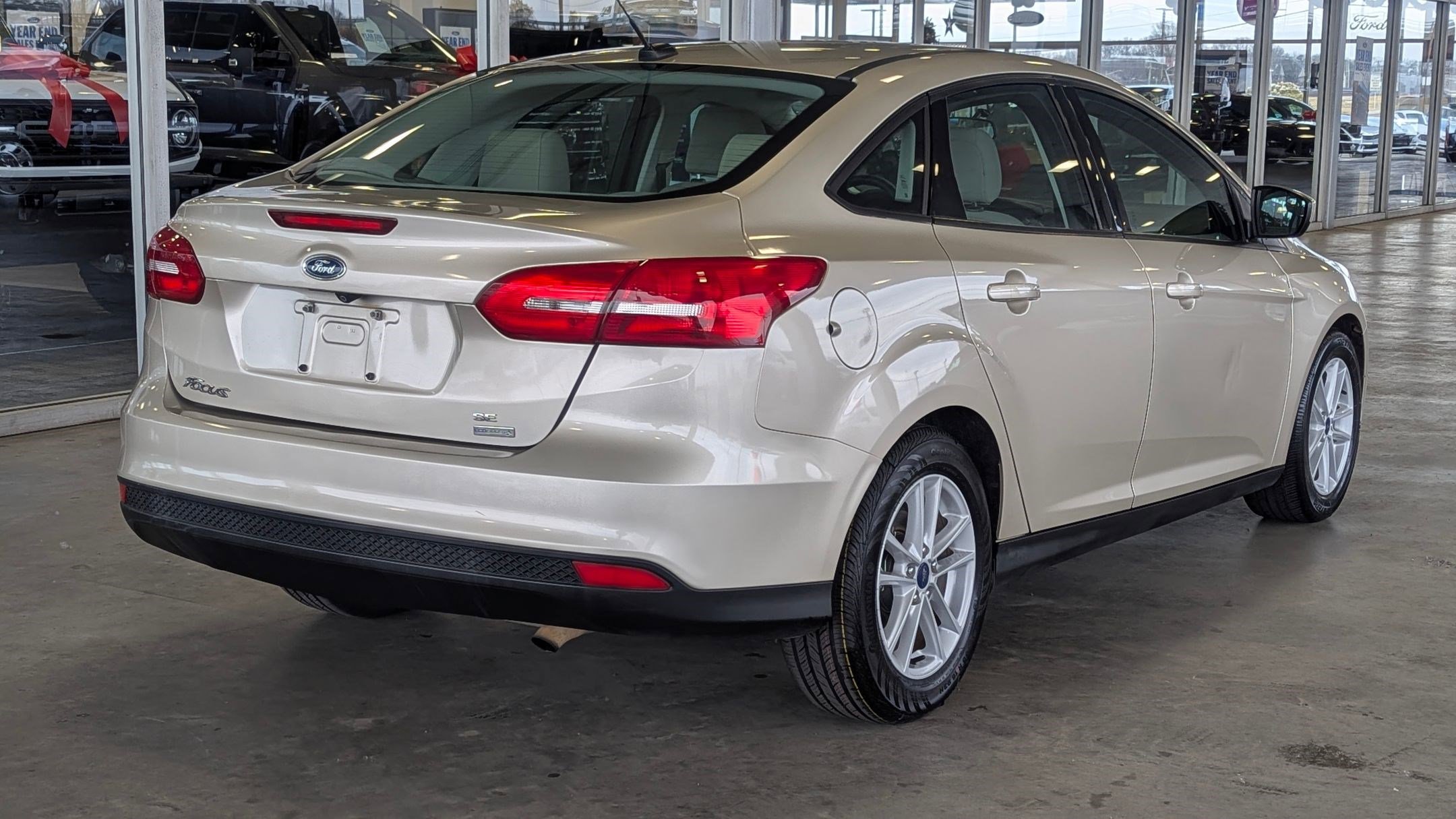 Certified 2018 Ford Focus SE image 8