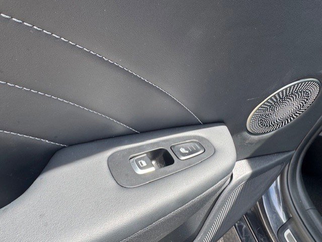 Used 2023 Kia Stinger GT2 AWD/4WD image 28