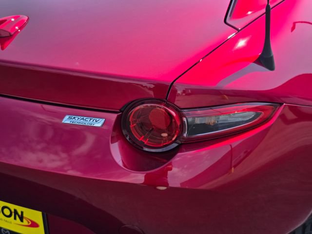 Used 2019 MAZDA MX-5 Miata RF Grand Touring RWD image 9
