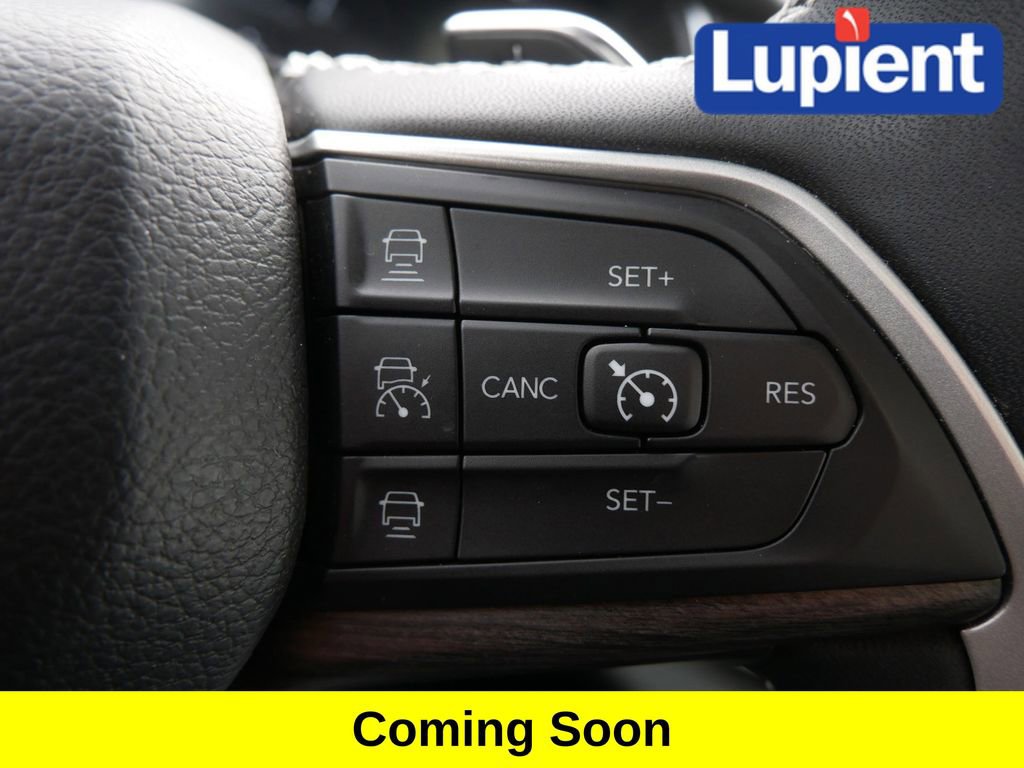 Used 2023 Jeep Grand Cherokee L Limited w/ Luxury Tech Group II image 23