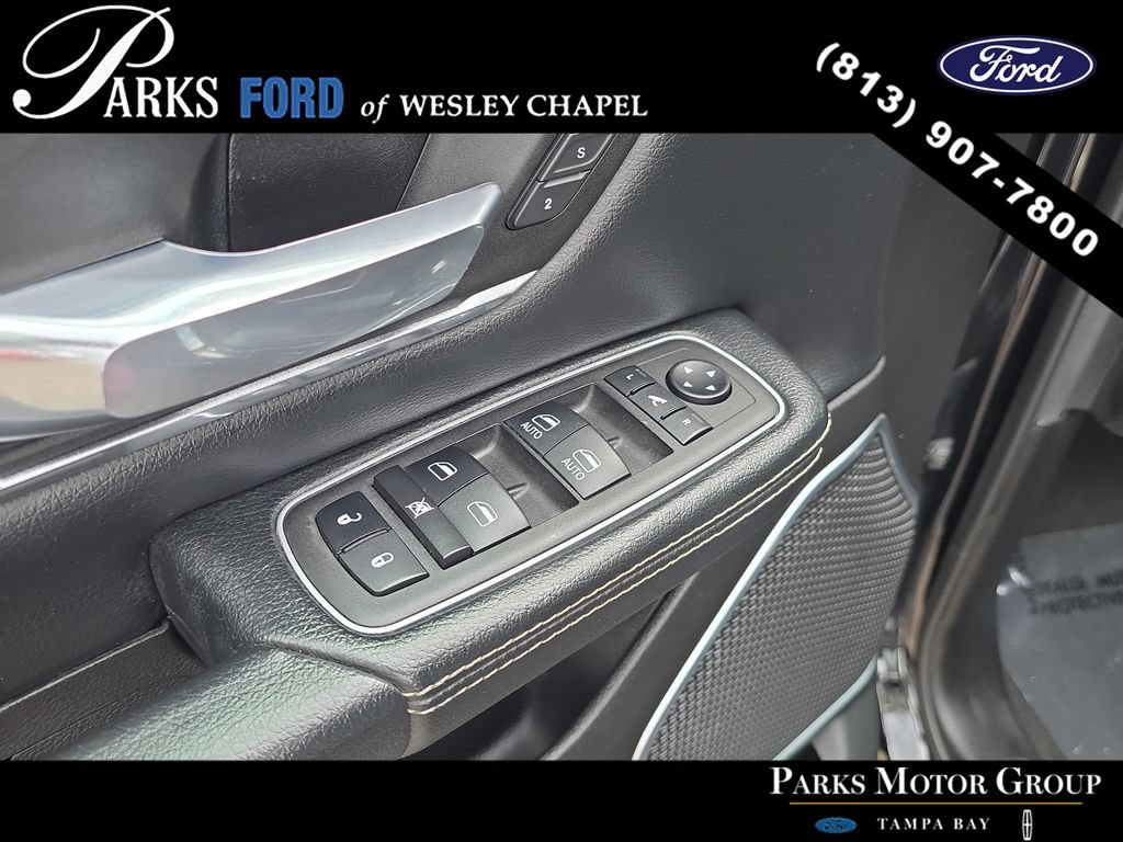 Used 2023 RAM 1500 Laramie AWD/4WD image 18