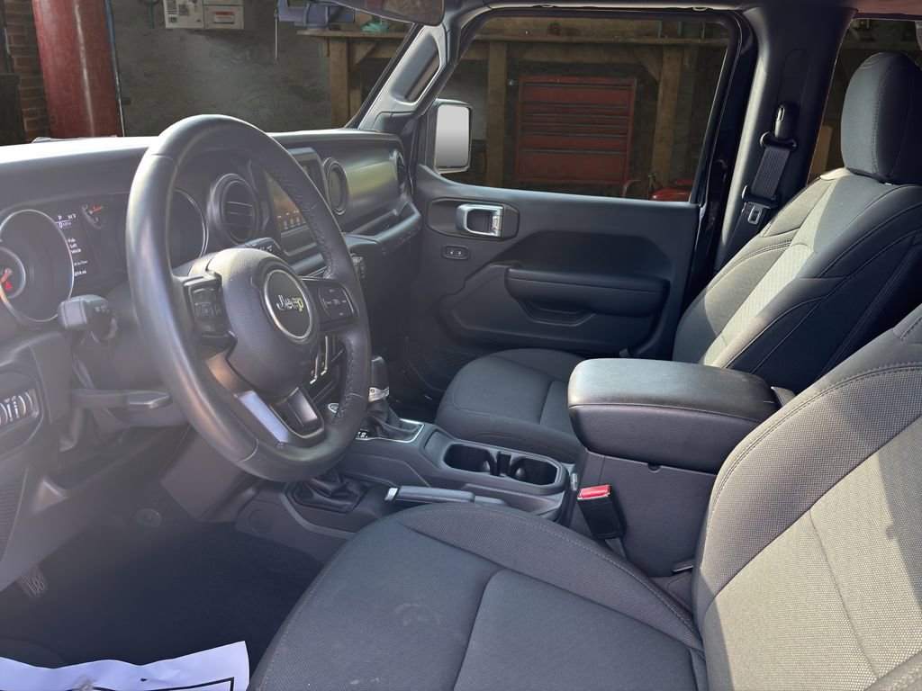 Used 2022 Jeep Wrangler Sport S image 19