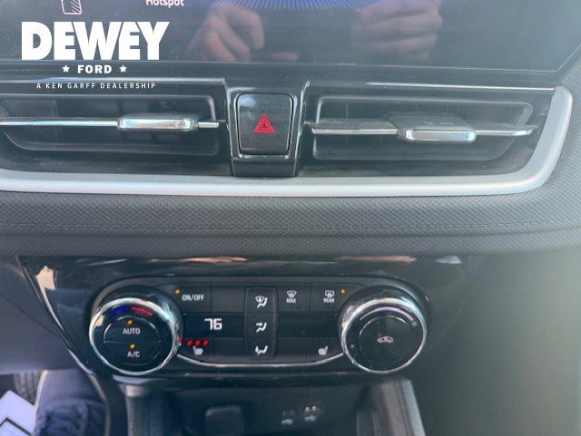 Used 2024 Chevrolet TrailBlazer LT w/ Convenience Package image 19