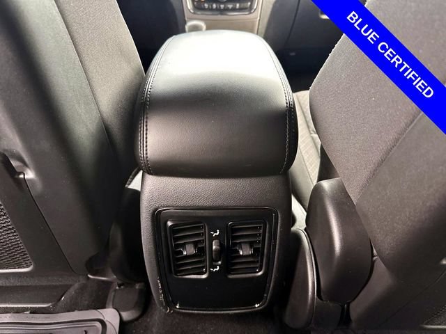 Used 2019 Jeep Grand Cherokee Laredo AWD/4WD image 9