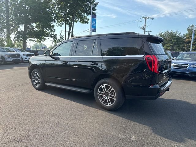 Certified 2025 Ford Expedition Active AWD/4WD image 6