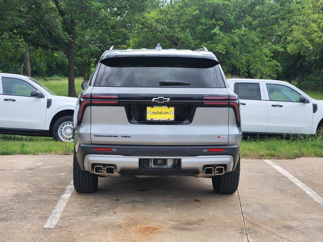 Used 2025 Chevrolet Traverse Z71 w/ Driver Confidence Package AWD/4WD image 5