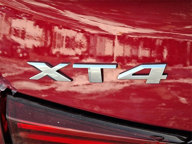 Used 2019 Cadillac XT4 Premium Luxury w/ Enhanced Visibility Package image 32