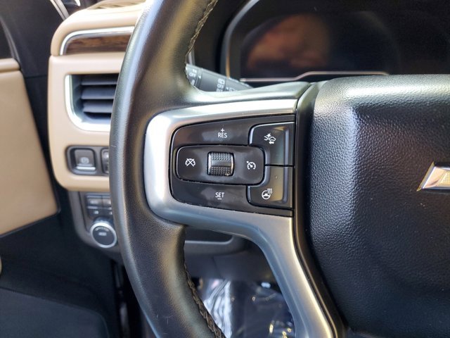Used 2023 Chevrolet Suburban Premier image 14