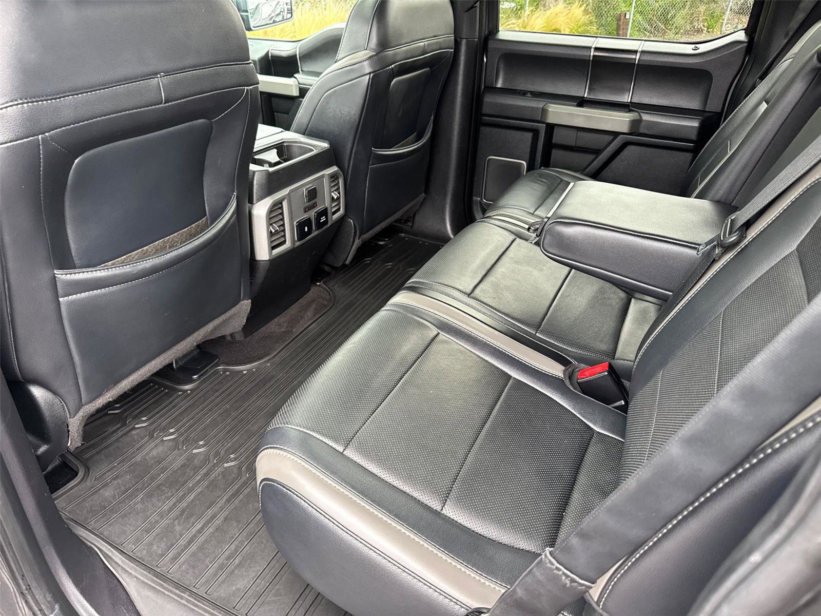 Certified 2018 Ford F150 Raptor w/ Equipment Group 802A Luxury AWD/4WD image 21