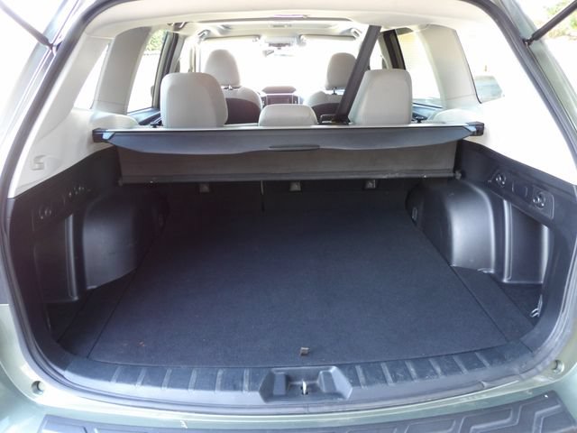 Used 2019 Subaru Forester Premium w/ All-Weather Package AWD/4WD image 7