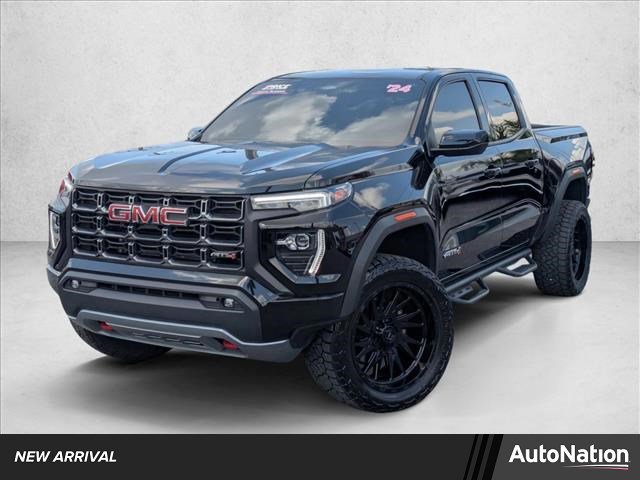 Used 2024 GMC Canyon AT4 w/ AT4 Premium Package image 7