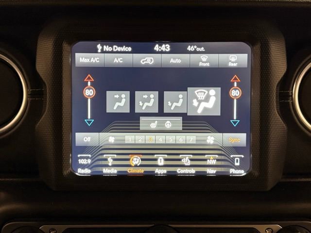 Used 2018 Jeep Wrangler Unlimited Sahara image 27