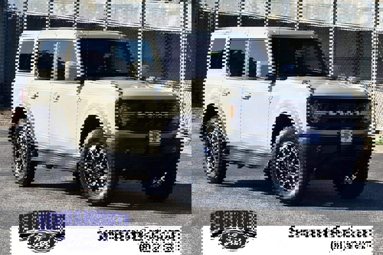 Certified 2025 Ford Bronco Outer Banks image 1