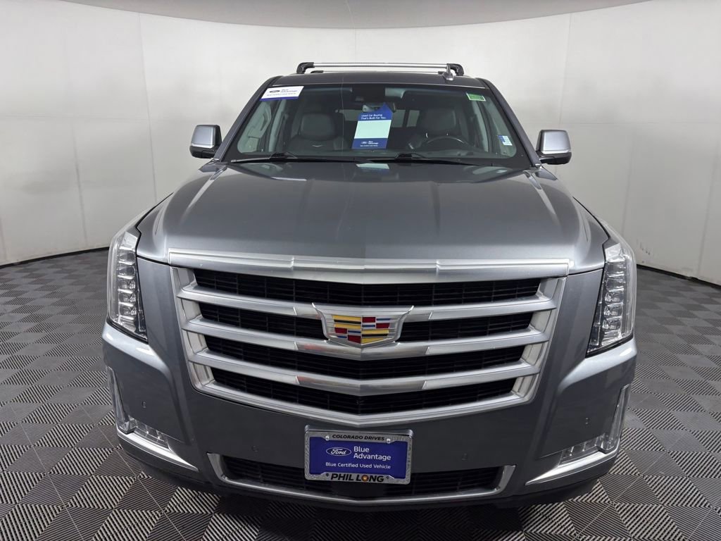 Used 2020 Cadillac Escalade Premium Luxury image 8