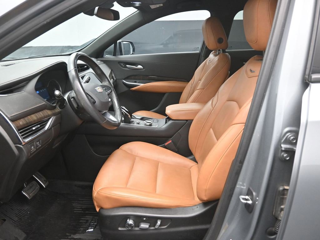 Used 2023 Cadillac XT4 Sport image 25