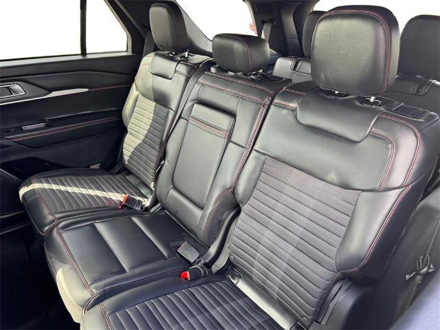 Certified 2025 Ford Explorer ST-Line image 13