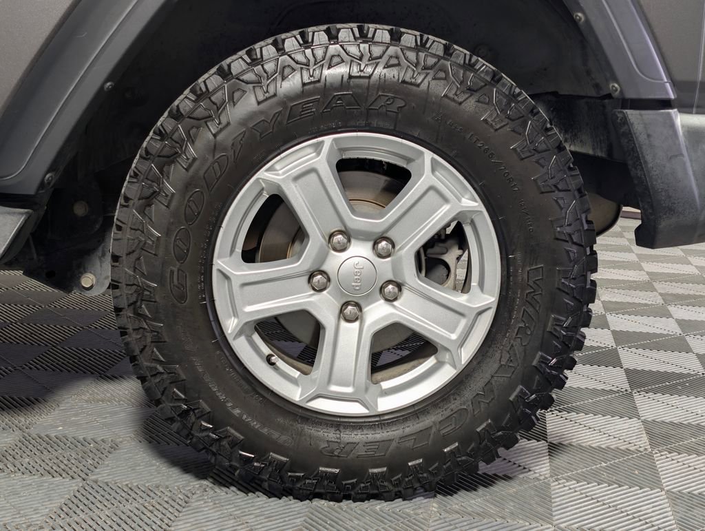Used 2019 Jeep Wrangler Sport AWD/4WD image 20