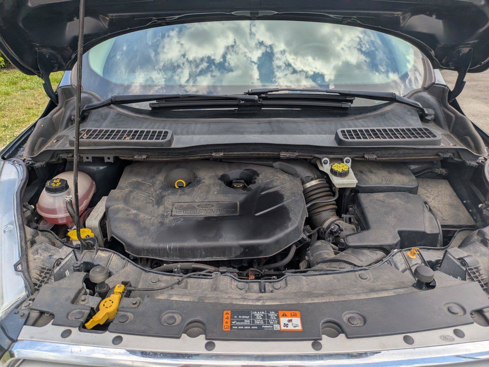 Certified 2019 Ford Escape Titanium AWD/4WD image 36