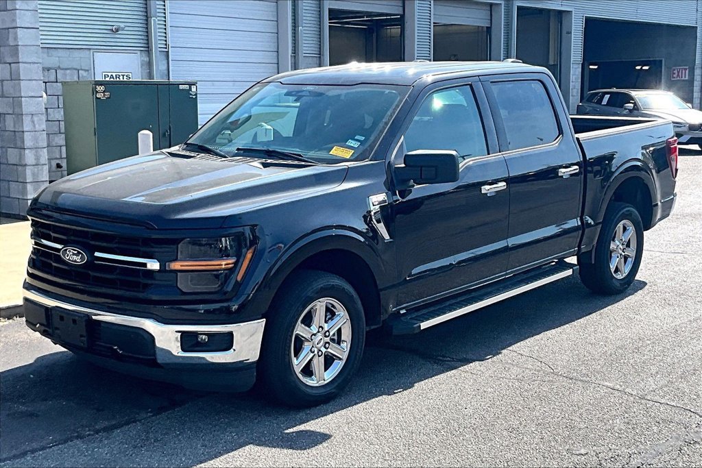Certified 2025 Ford F150 XLT w/ Equipment Group 301A Standard RWD image 2