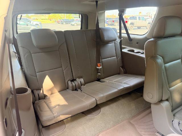 Used 2017 Chevrolet Suburban Premier AWD/4WD image 25
