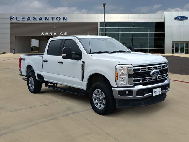 Certified 2024 Ford F250 XLT w/ FX4 Off-Road Package AWD/4WD image 7