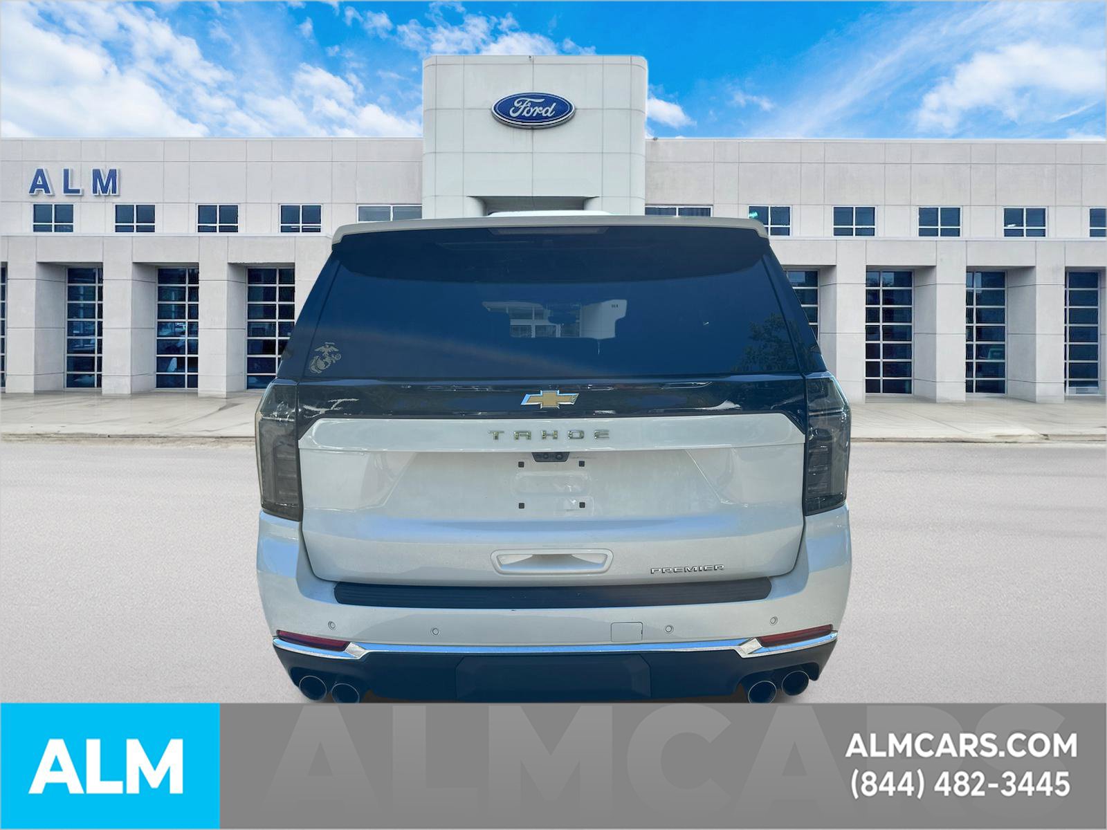 Used 2025 Chevrolet Tahoe Premier AWD/4WD image 6