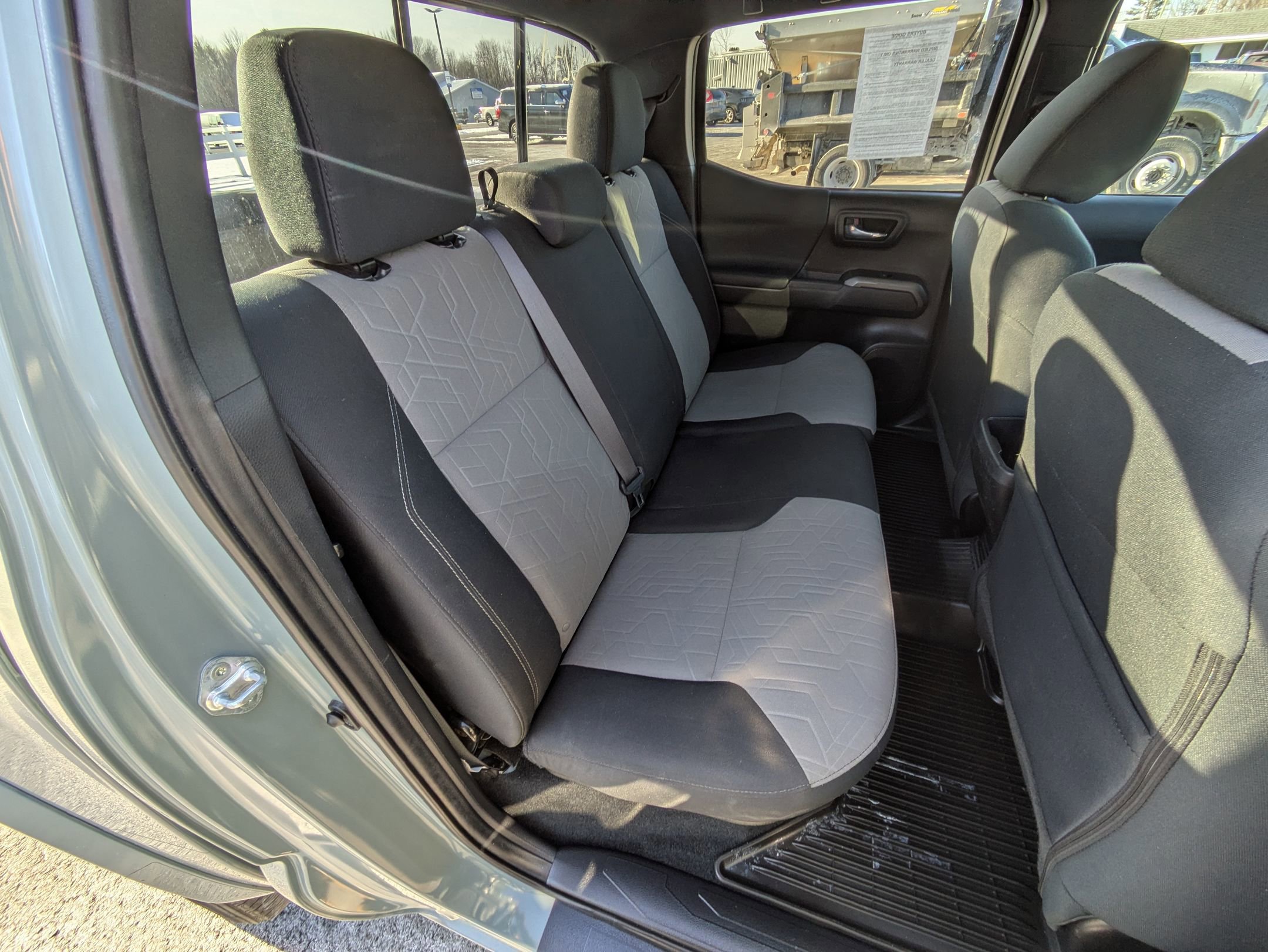 Used 2022 Toyota Tacoma TRD Sport image 22