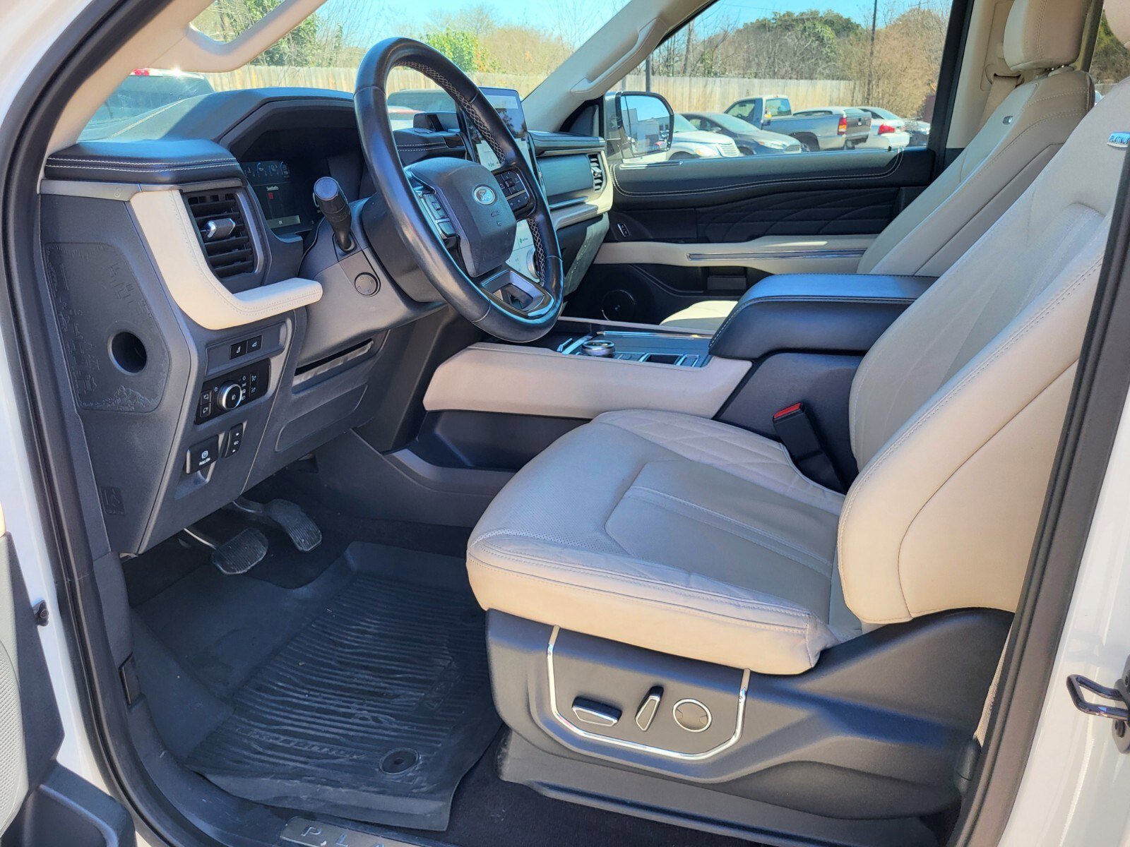 Certified 2023 Ford Expedition Platinum image 20