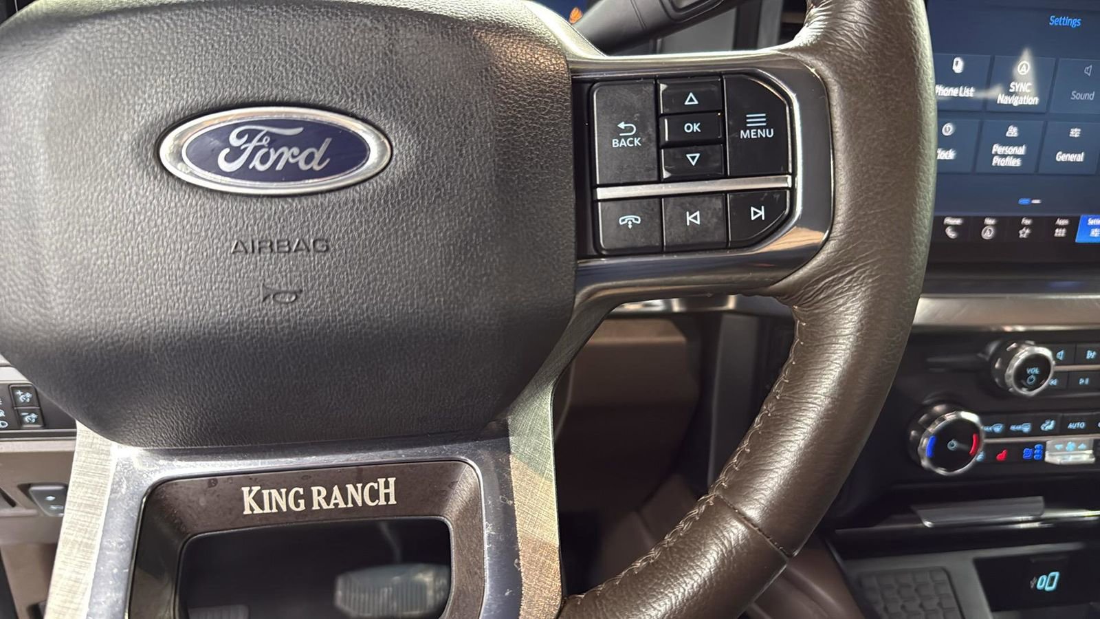 Certified 2024 Ford F250 King Ranch w/ Chrome Package AWD/4WD image 15