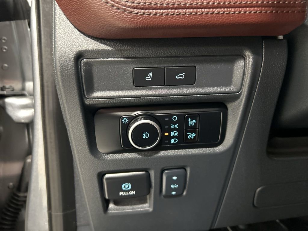 Certified 2024 Ford Expedition Limited image 14