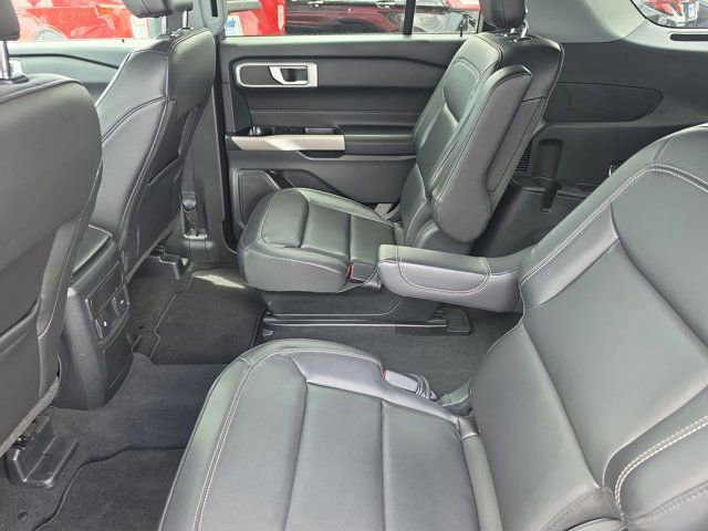 Certified 2023 Ford Explorer XLT w/ Equipment Group 202A RWD image 14