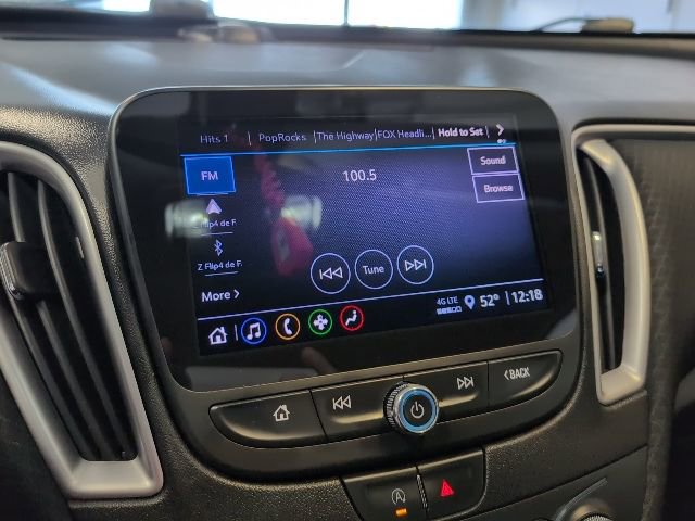 Used 2022 Chevrolet Malibu LT FWD image 21