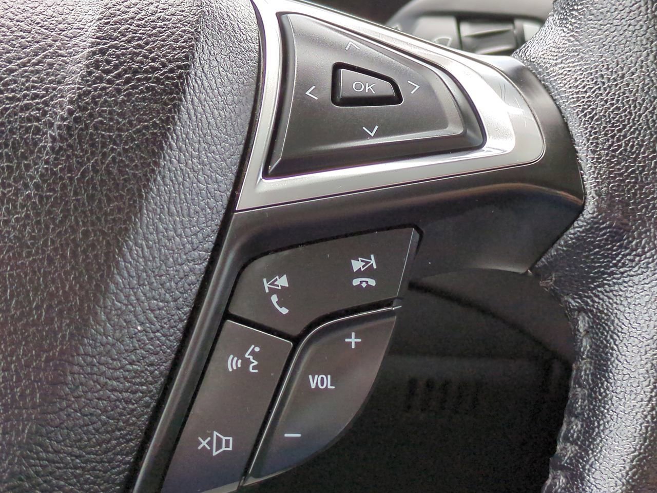 Certified 2022 Ford Edge SEL image 25