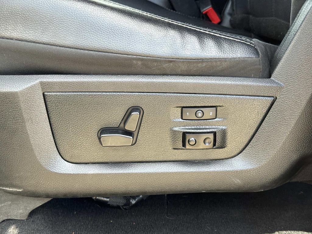 Used 2018 RAM 1500 Laramie w/ Convenience Group image 21