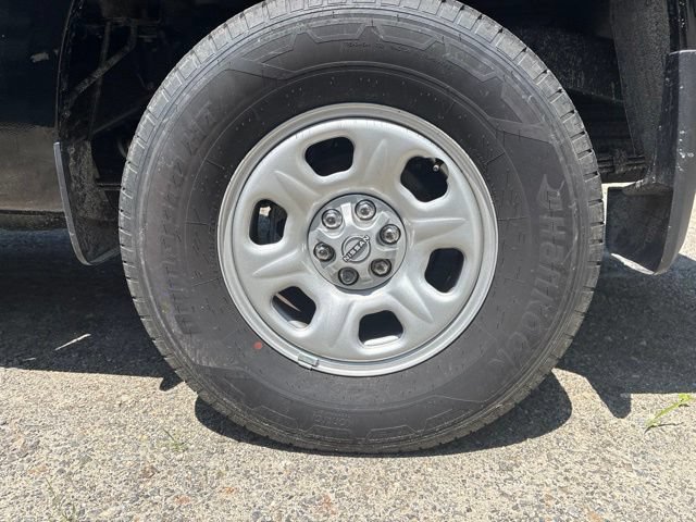 Used 2025 Nissan Frontier S AWD/4WD image 8