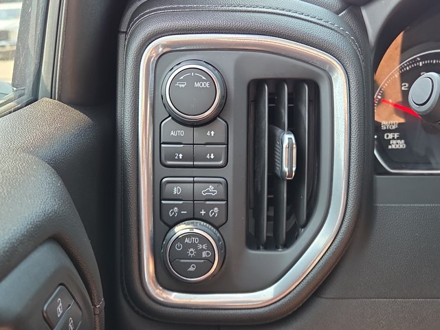 Used 2021 Chevrolet Silverado 1500 LTZ w/ LTZ Premium Package AWD/4WD image 28