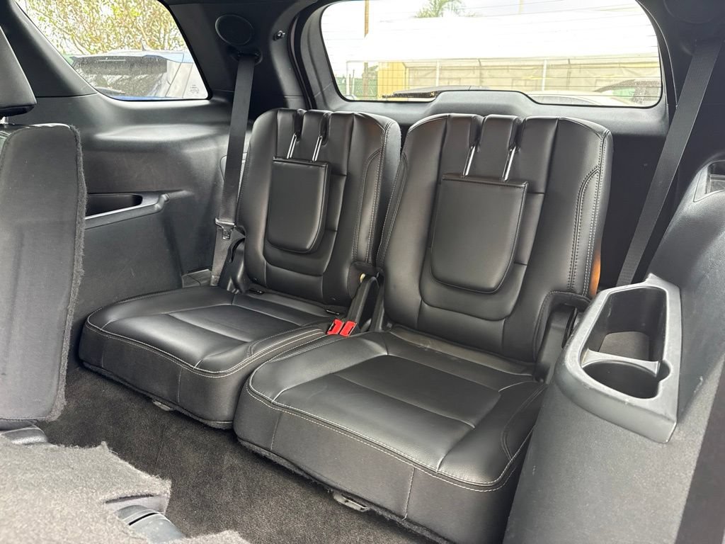 Certified 2017 Ford Explorer Limited FWD image 18