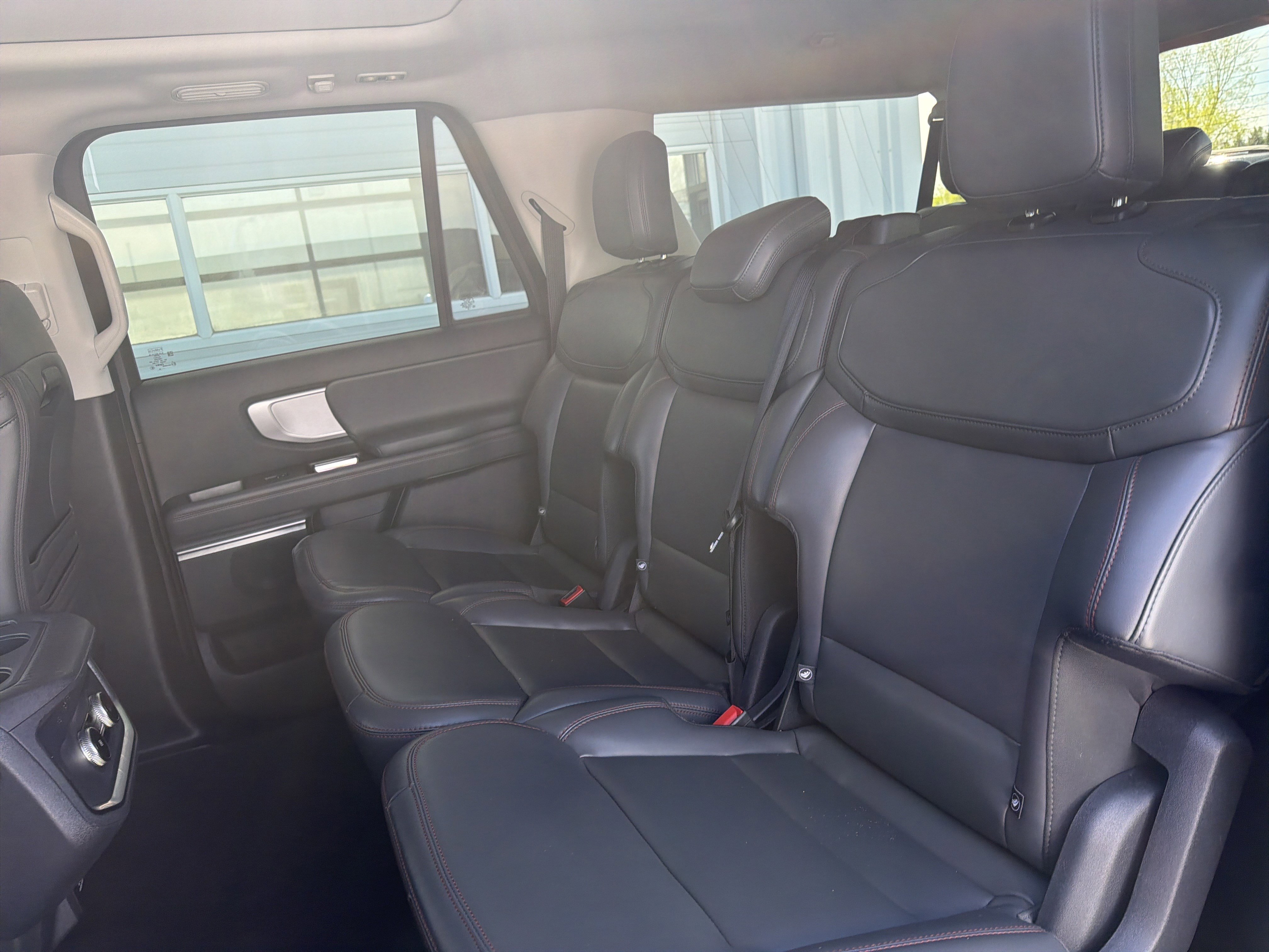 Certified 2025 Ford Expedition Max Active AWD/4WD image 27