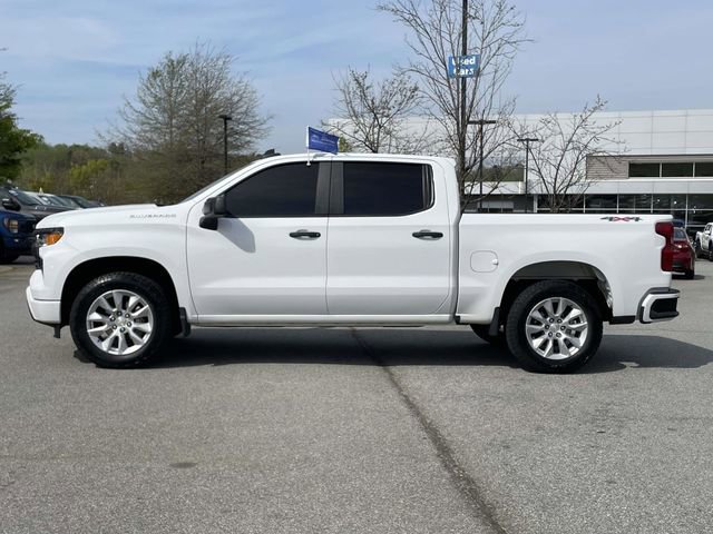 Used 2024 Chevrolet Silverado 1500 Custom AWD/4WD image 2